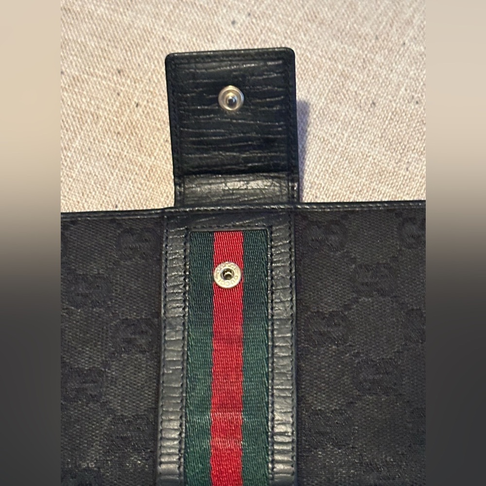 Preloved Gucci Jacquard/Leather Sherry Line Black Wallet; can use as crossbody. - Picture 6 of 12